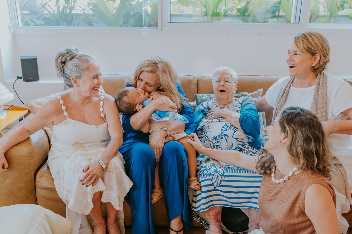 fotografa ensaio familia em casa jardim botânico Rio de Janeiro fotografia dia das mães rj avós gerações