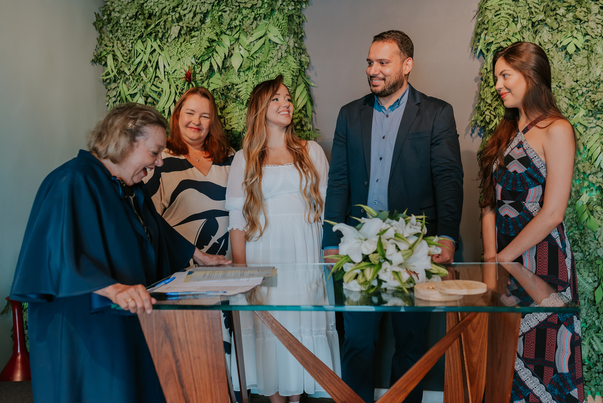 CASAMENTO CIVIL: Grazielly e Rafael NO CARTÓRIO DO 12° RCPN- BARRA DA TIJUCA- RIO DE JANEIRO FOTÓGRAFA CASAIS 
