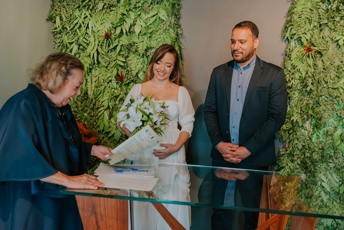 CASAMENTO CIVIL: Grazielly e Rafael NO CARTÓRIO DO 12° RCPN- BARRA DA TIJUCA- RIO DE JANEIRO FOTÓGRAFA CASAIS 