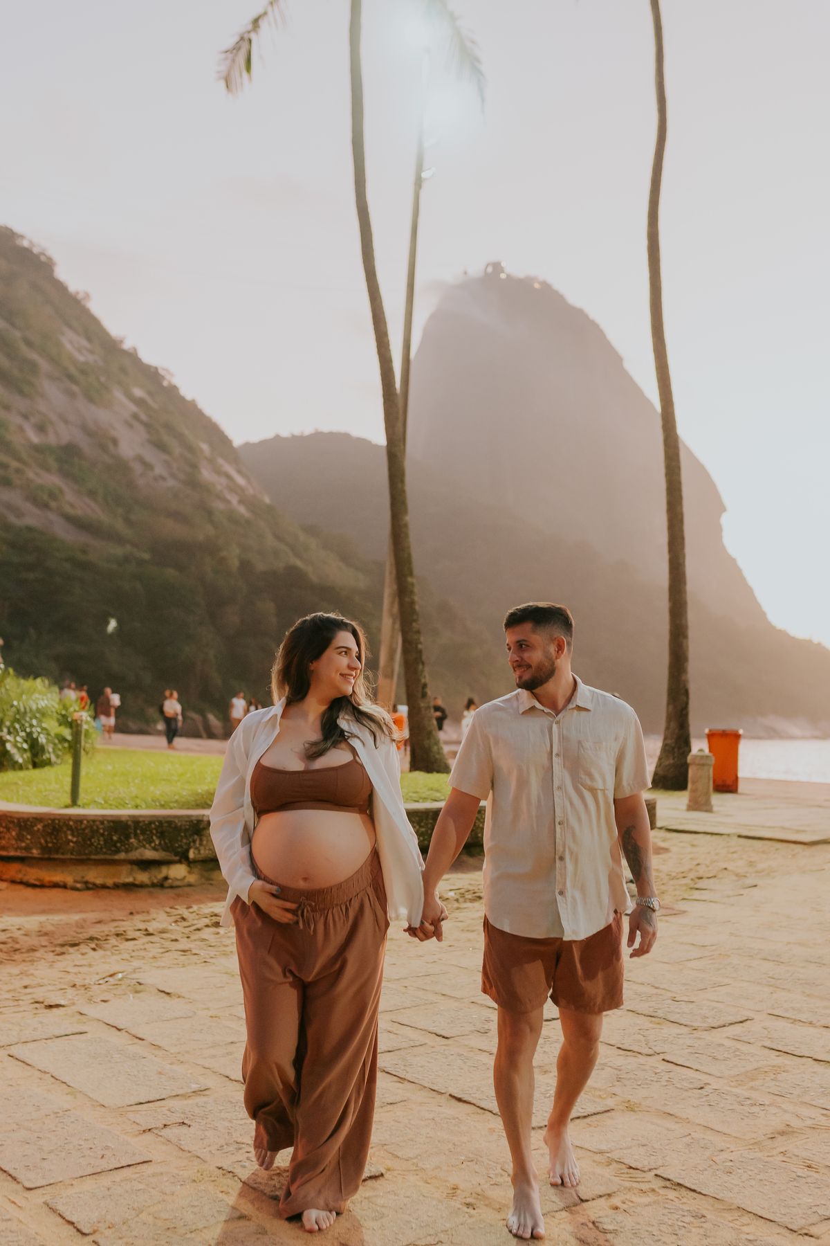 fotografia ensaio sessão gestante ao ar livre praia vermelha urca fotografa familia gravida amanhecer Rio de Janeiro rj a espera da Giovana 