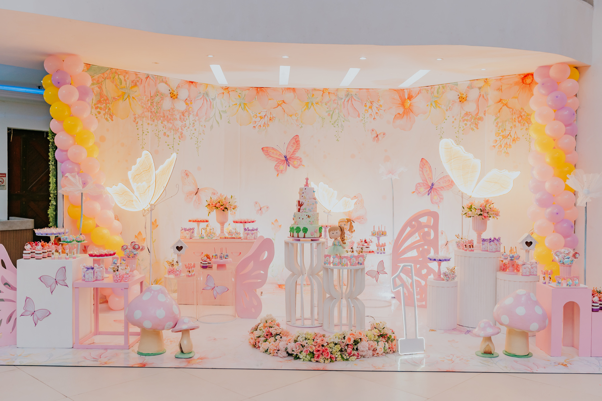 fotografa familia festa infantil 1 ano Elisa tema borboleta casa de festas estação faz de conta taquara Rio de Janeiro Jacarepaguá fotografia 