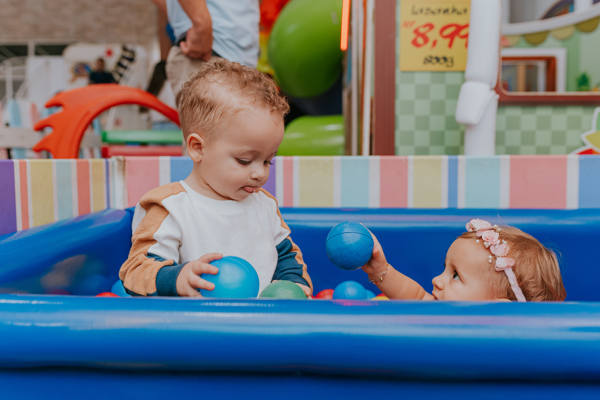 fotografa familia festa infantil 1 ano Elisa tema borboleta casa de festas estação faz de conta taquara Rio de Janeiro Jacarepaguá fotografia 