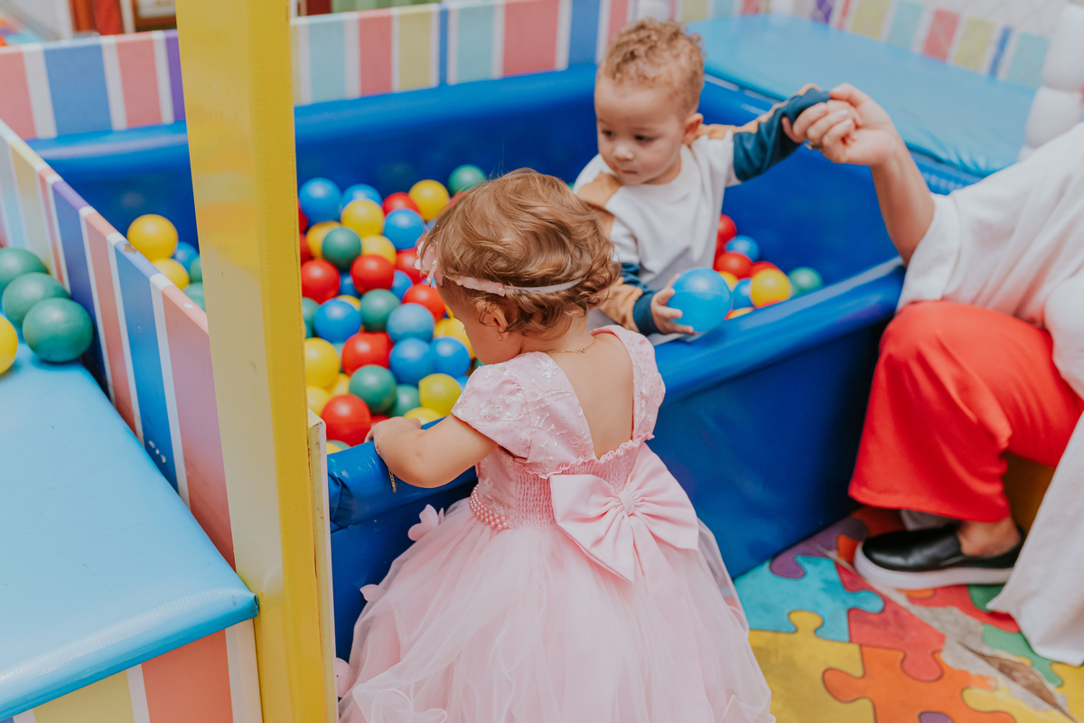 fotografa familia festa infantil 1 ano Elisa tema borboleta casa de festas estação faz de conta taquara Rio de Janeiro Jacarepaguá fotografia 