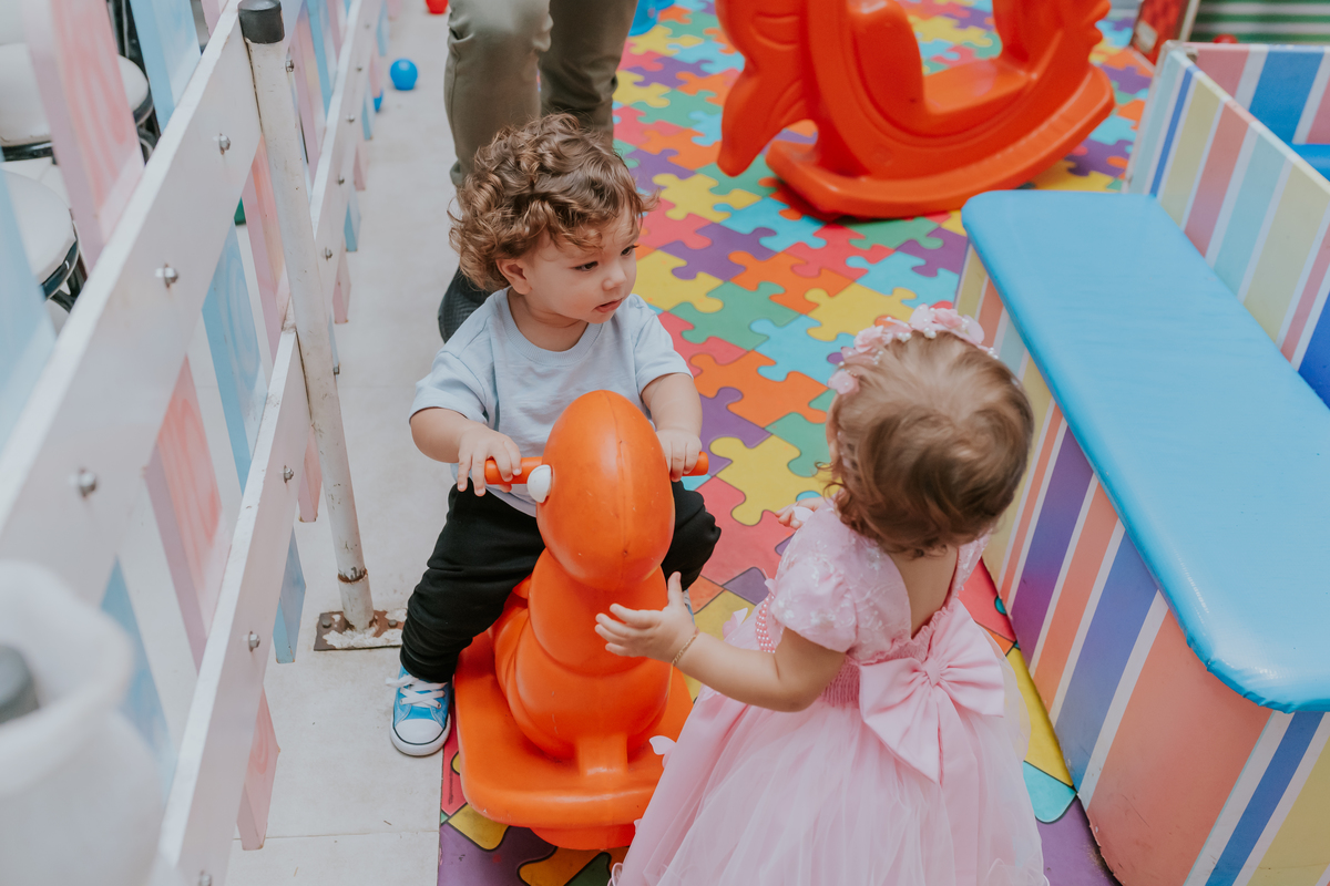 fotografa familia festa infantil 1 ano Elisa tema borboleta casa de festas estação faz de conta taquara Rio de Janeiro Jacarepaguá fotografia 