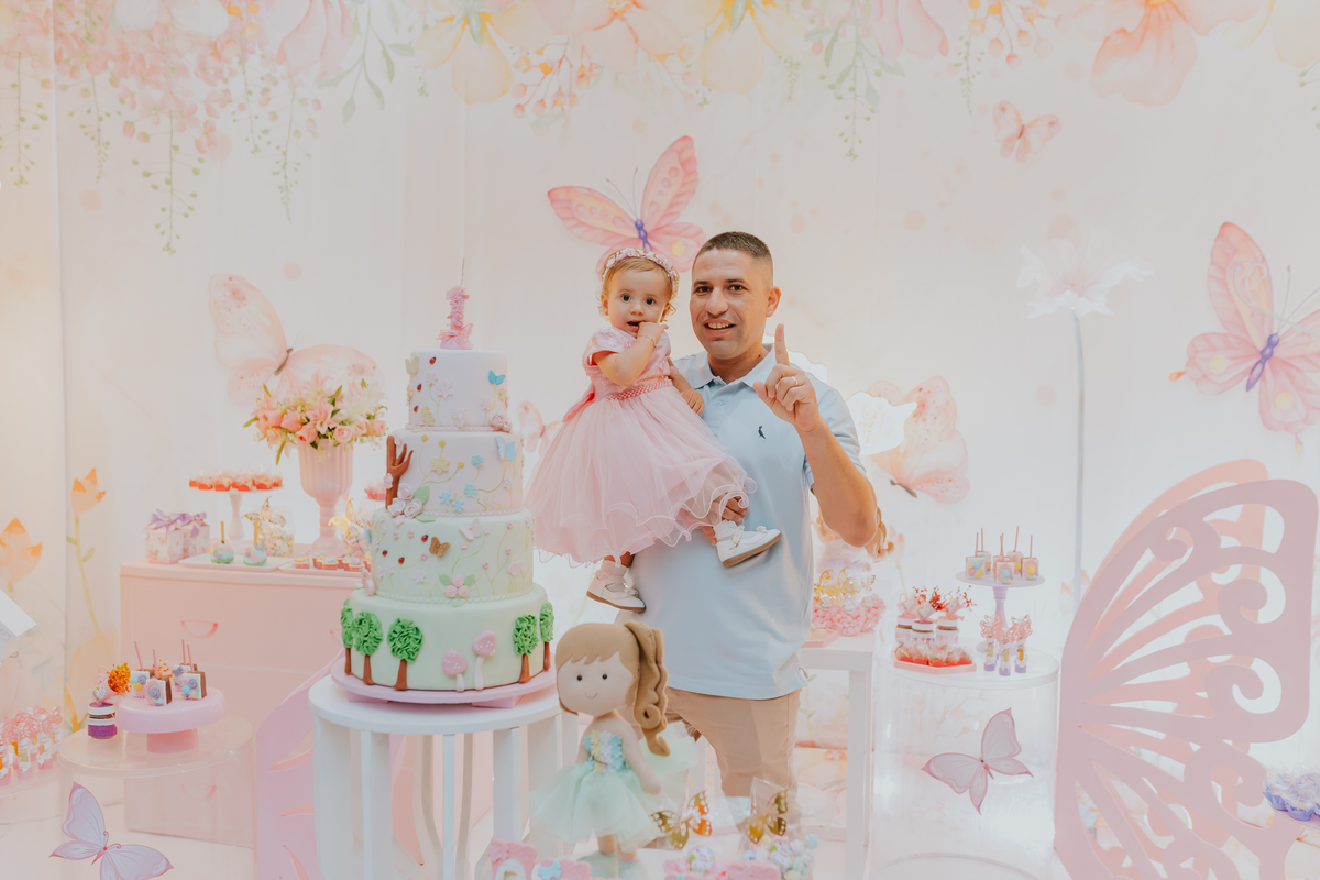 fotografa familia festa infantil 1 ano Elisa tema borboleta casa de festas estação faz de conta taquara Rio de Janeiro Jacarepaguá fotografia 