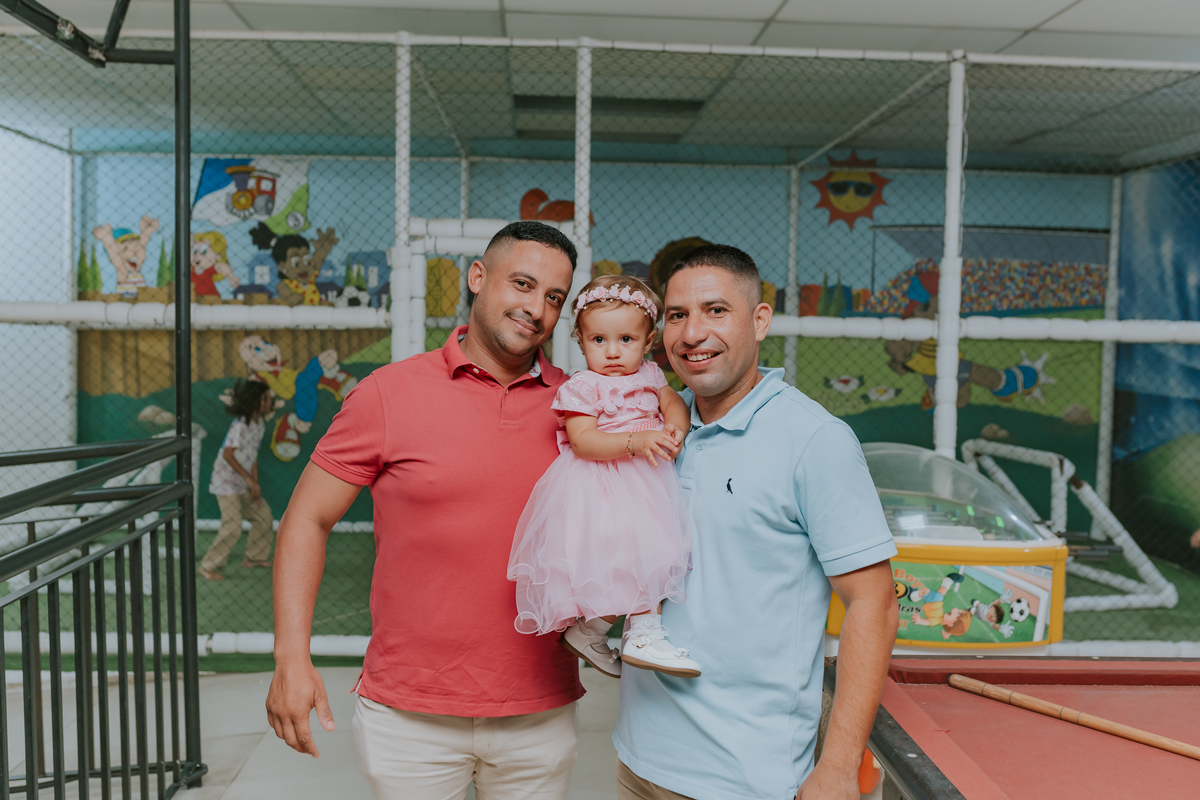 fotografa familia festa infantil 1 ano Elisa tema borboleta casa de festas estação faz de conta taquara Rio de Janeiro Jacarepaguá fotografia 
