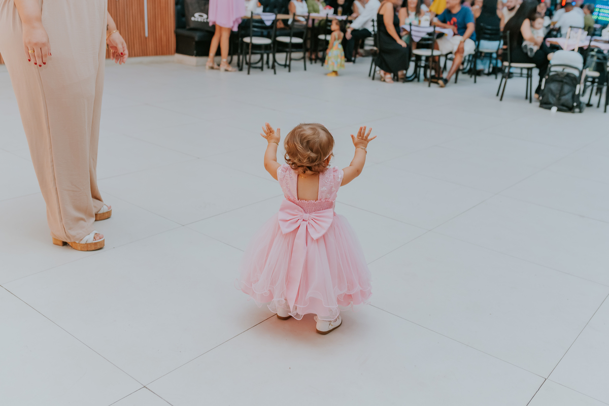 fotografa familia festa infantil 1 ano Elisa tema borboleta casa de festas estação faz de conta taquara Rio de Janeiro Jacarepaguá fotografia 