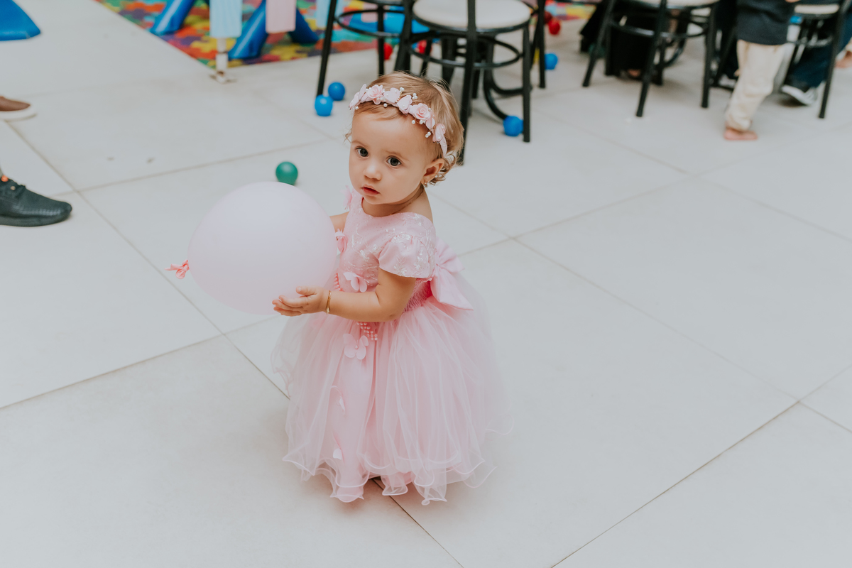 fotografa familia festa infantil 1 ano Elisa tema borboleta casa de festas estação faz de conta taquara Rio de Janeiro Jacarepaguá fotografia 