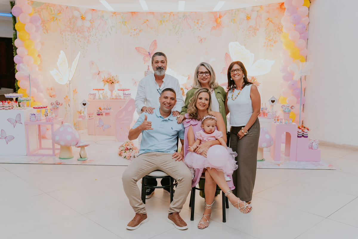 fotografa familia festa infantil 1 ano Elisa tema borboleta casa de festas estação faz de conta taquara Rio de Janeiro Jacarepaguá fotografia 