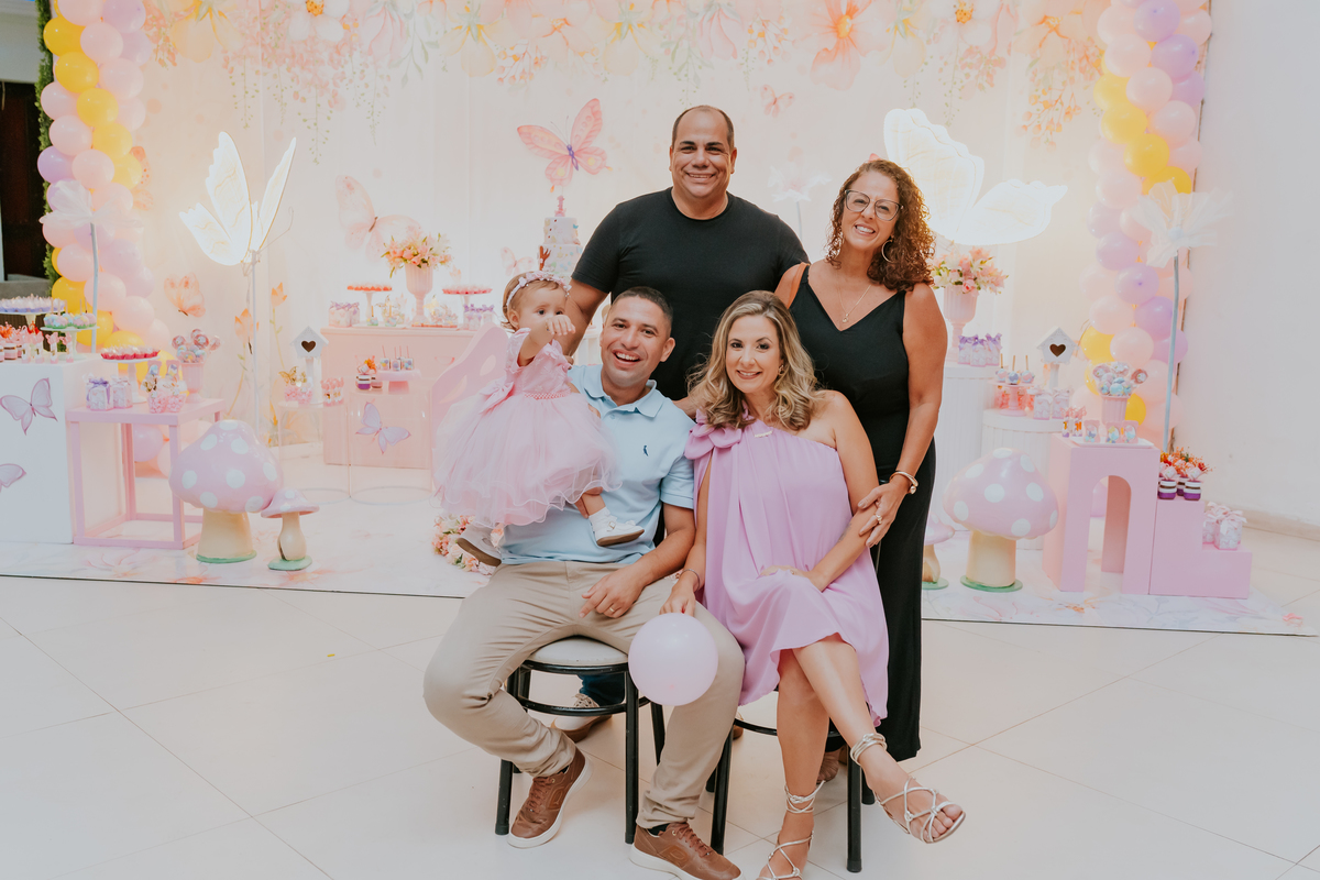 fotografa familia festa infantil 1 ano Elisa tema borboleta casa de festas estação faz de conta taquara Rio de Janeiro Jacarepaguá fotografia 