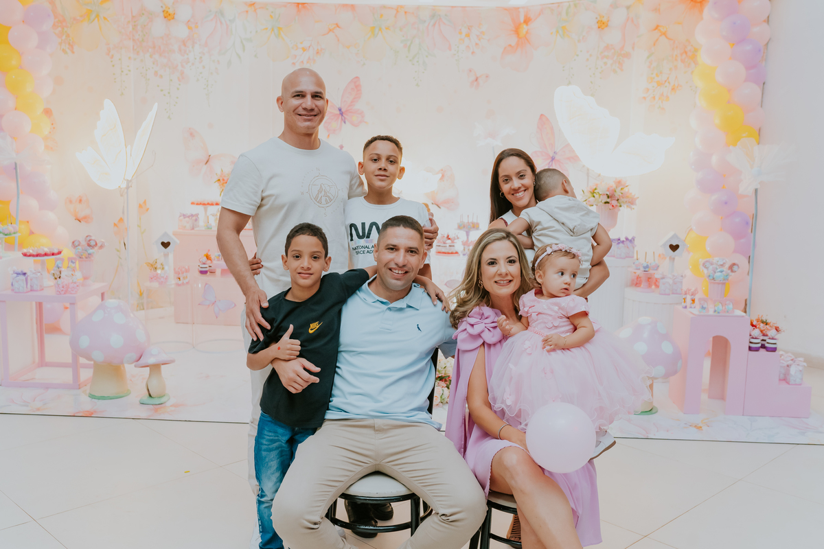 fotografa familia festa infantil 1 ano Elisa tema borboleta casa de festas estação faz de conta taquara Rio de Janeiro Jacarepaguá fotografia 