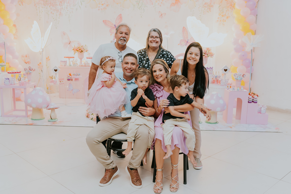 fotografa familia festa infantil 1 ano Elisa tema borboleta casa de festas estação faz de conta taquara Rio de Janeiro Jacarepaguá fotografia 