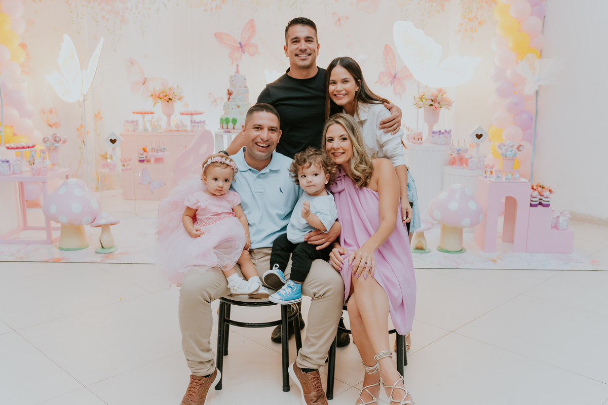 fotografa familia festa infantil 1 ano Elisa tema borboleta casa de festas estação faz de conta taquara Rio de Janeiro Jacarepaguá fotografia 