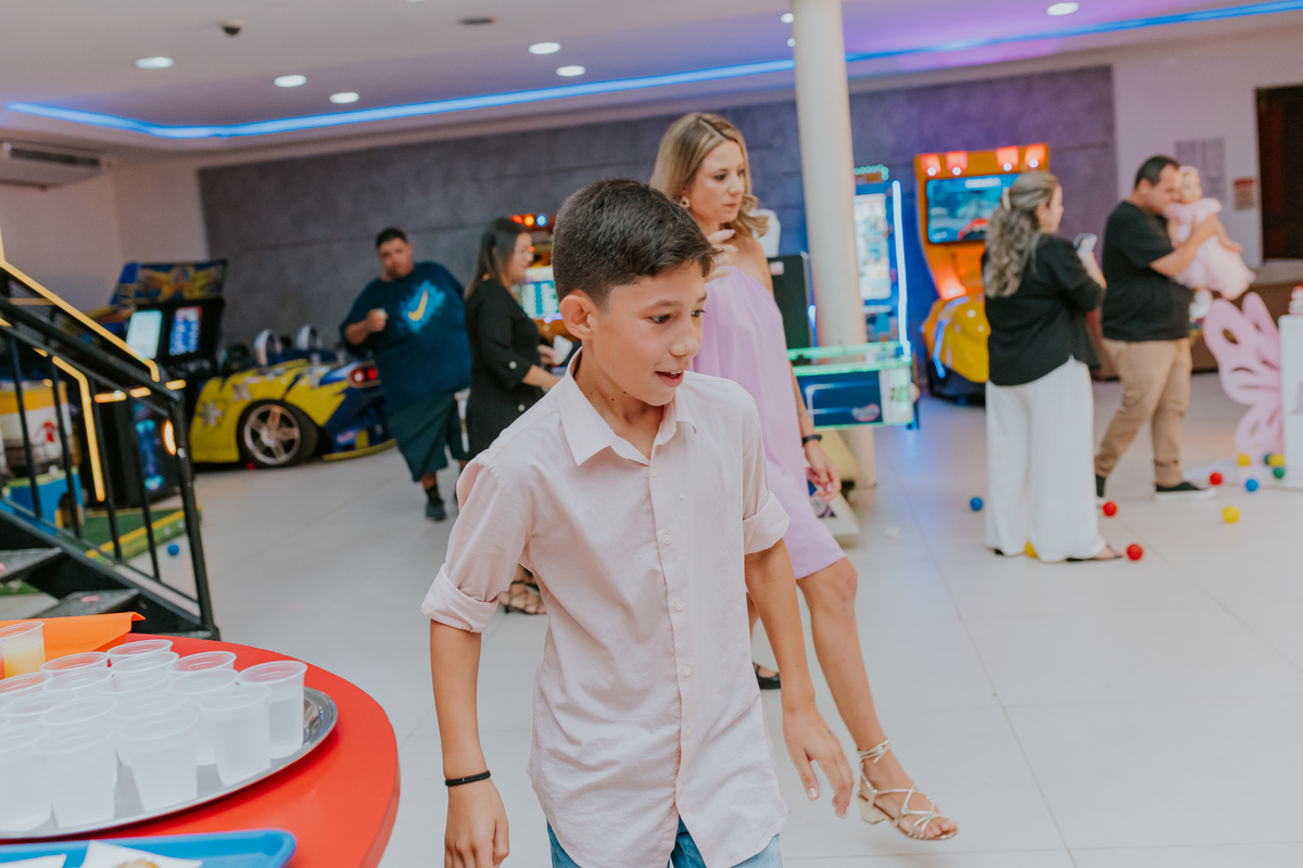 fotografa familia festa infantil 1 ano Elisa tema borboleta casa de festas estação faz de conta taquara Rio de Janeiro Jacarepaguá fotografia 
