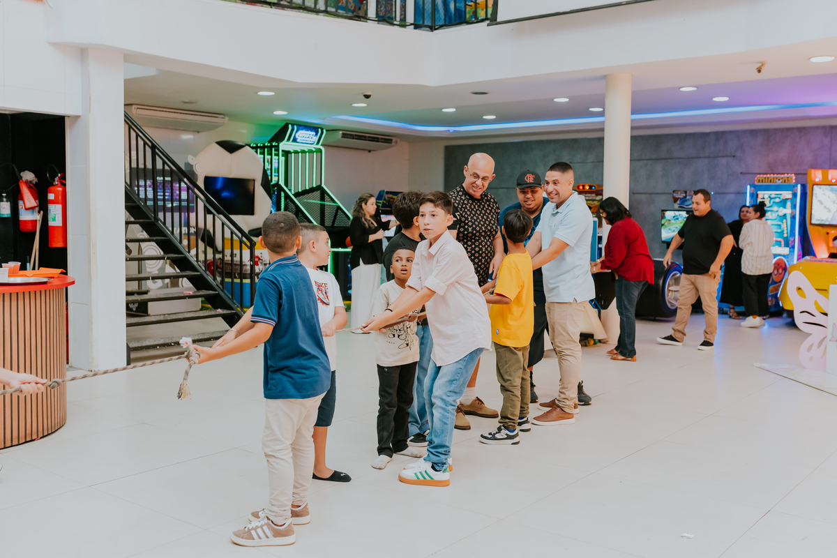 fotografa familia festa infantil 1 ano Elisa tema borboleta casa de festas estação faz de conta taquara Rio de Janeiro Jacarepaguá fotografia 