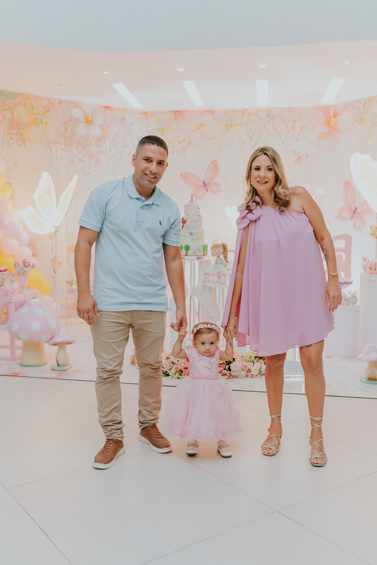 fotografa familia festa infantil 1 ano Elisa tema borboleta casa de festas estação faz de conta taquara Rio de Janeiro Jacarepaguá fotografia 