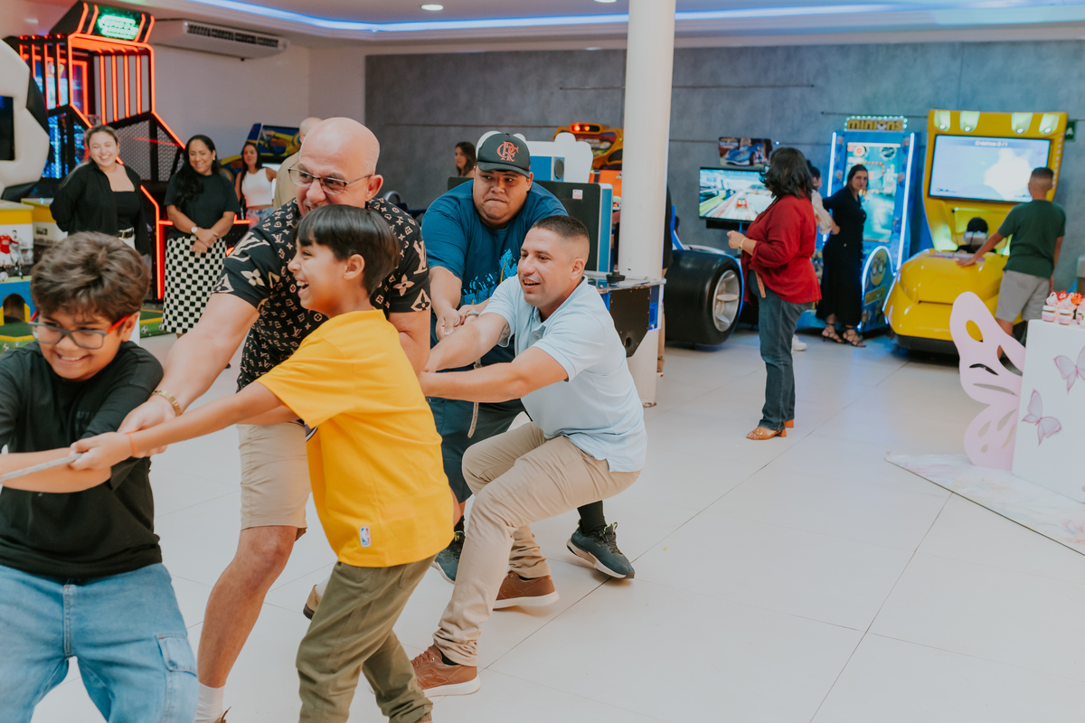 fotografa familia festa infantil 1 ano Elisa tema borboleta casa de festas estação faz de conta taquara Rio de Janeiro Jacarepaguá fotografia 