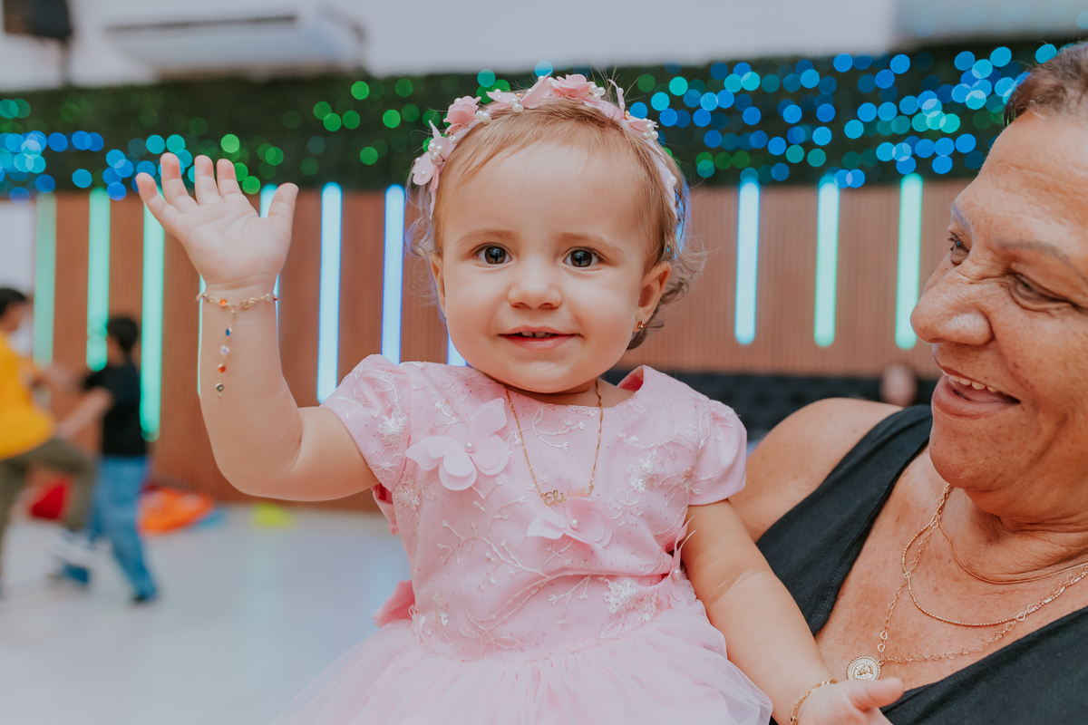 fotografa familia festa infantil 1 ano Elisa tema borboleta casa de festas estação faz de conta taquara Rio de Janeiro Jacarepaguá fotografia 