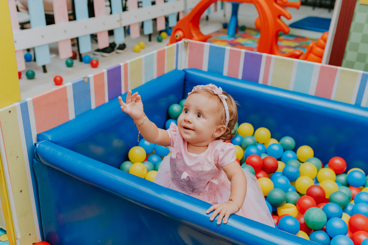 fotografa familia festa infantil 1 ano Elisa tema borboleta casa de festas estação faz de conta taquara Rio de Janeiro Jacarepaguá fotografia 