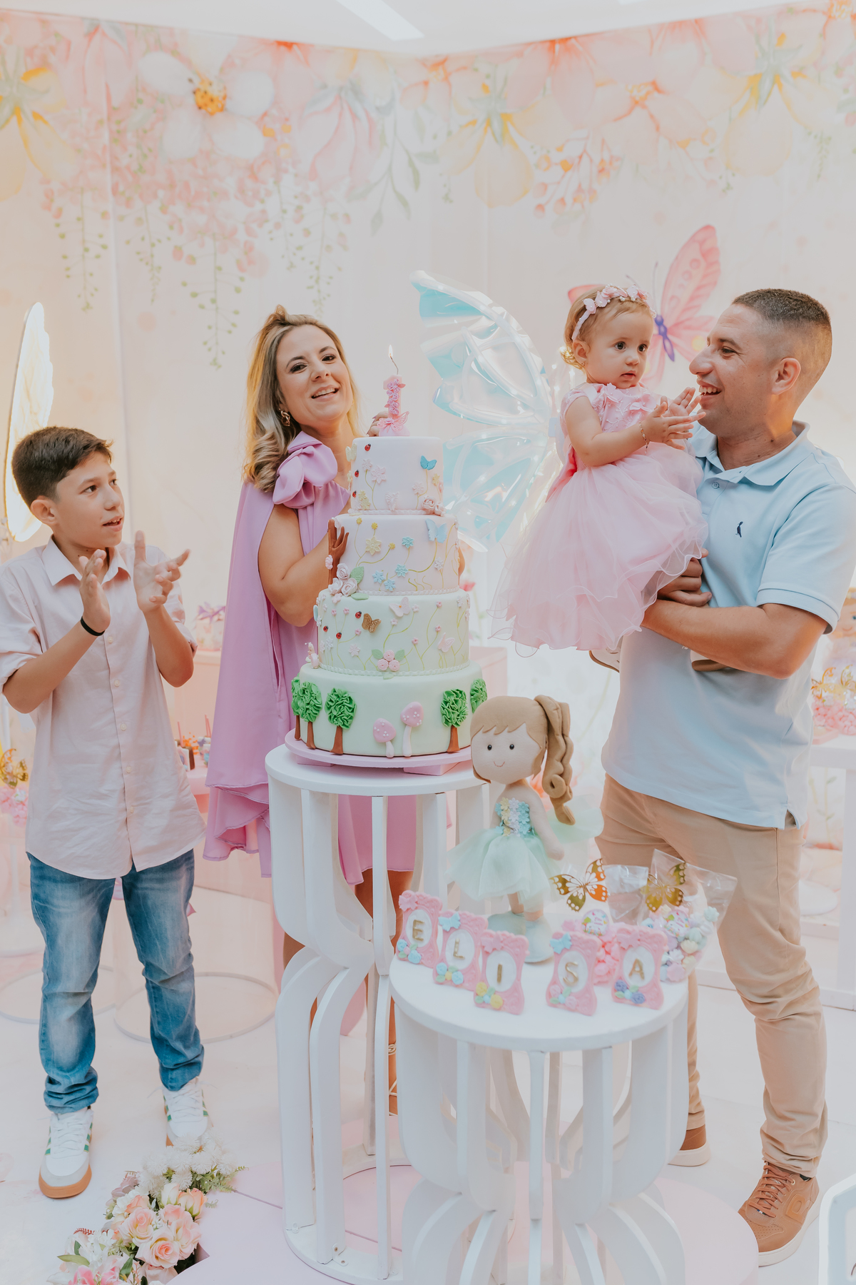 fotografa familia festa infantil 1 ano Elisa tema borboleta casa de festas estação faz de conta taquara Rio de Janeiro Jacarepaguá fotografia 