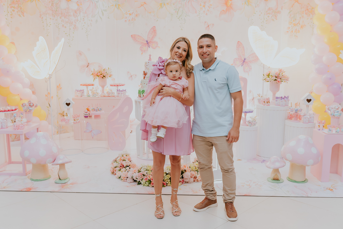 fotografa familia festa infantil 1 ano Elisa tema borboleta casa de festas estação faz de conta taquara Rio de Janeiro Jacarepaguá fotografia 