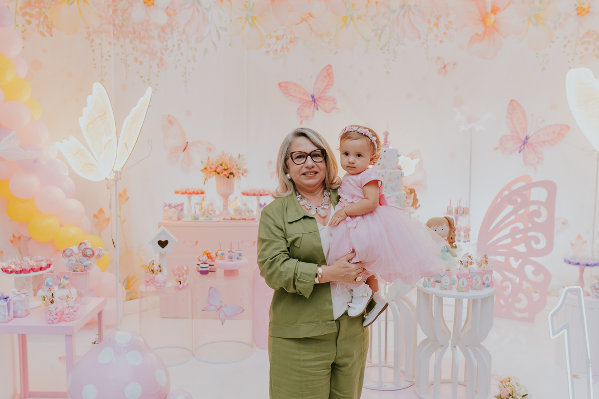 fotografa familia festa infantil 1 ano Elisa tema borboleta casa de festas estação faz de conta taquara Rio de Janeiro Jacarepaguá fotografia 