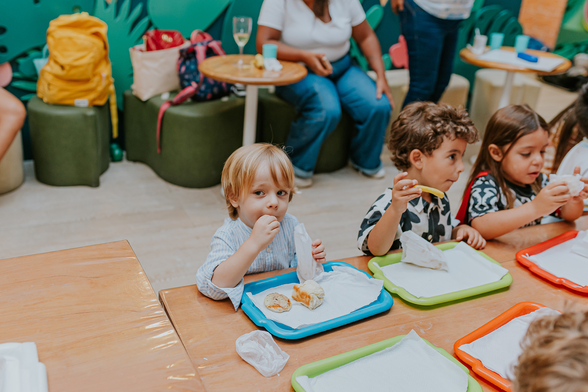 fotografia festa infantil fotografa familia 4 anos Guillermo tema super herois casa de festas espoleta Buffet botafogo rj rio de janeiro 