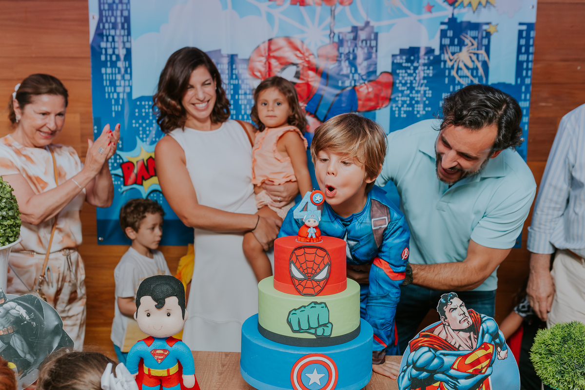 fotografia festa infantil fotografa familia 4 anos Guillermo tema super herois casa de festas espoleta Buffet botafogo rj rio de janeiro 