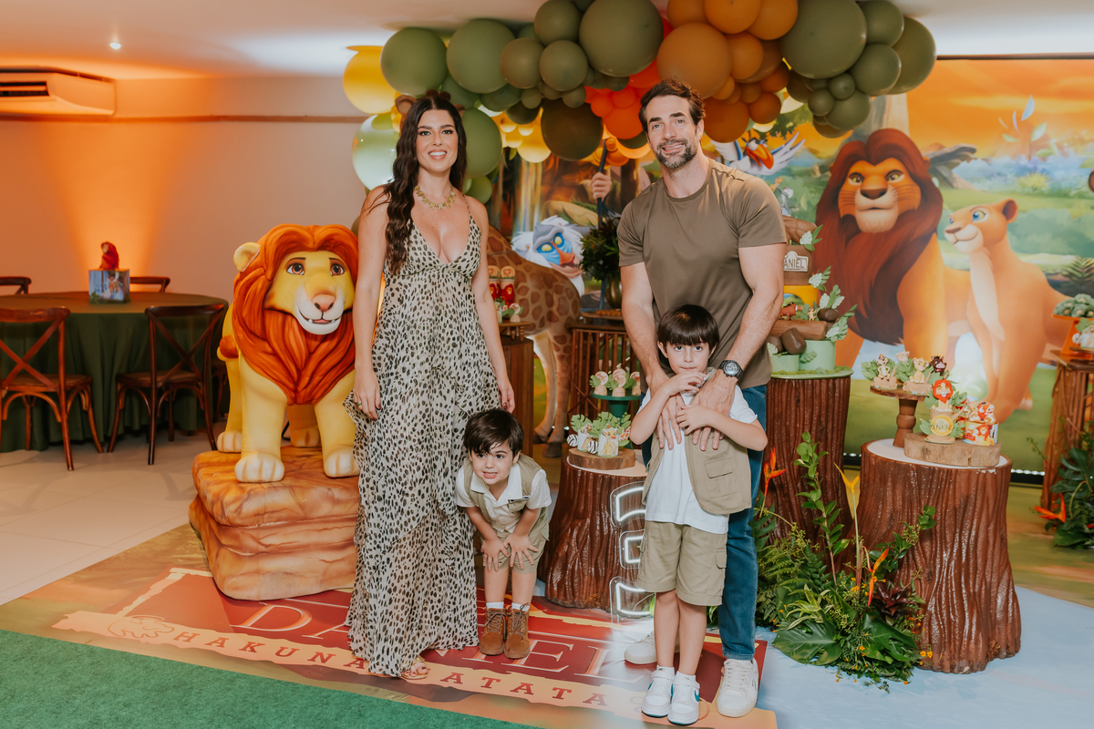 fotografa familia festa infantil fotografia barra da Tijuca 3 anos Daniel tema rei leão rio de janeiro rj 