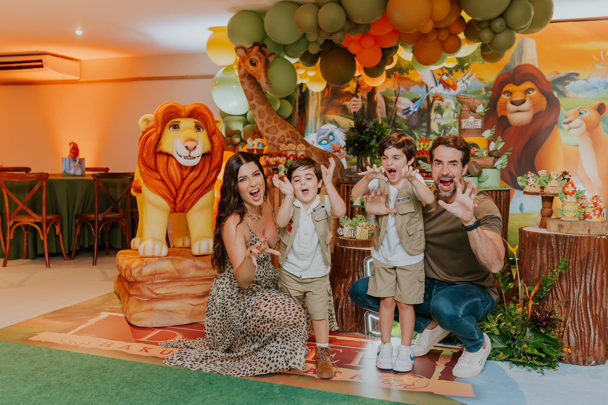 fotografa familia festa infantil fotografia barra da Tijuca 3 anos Daniel tema rei leão rio de janeiro rj 
