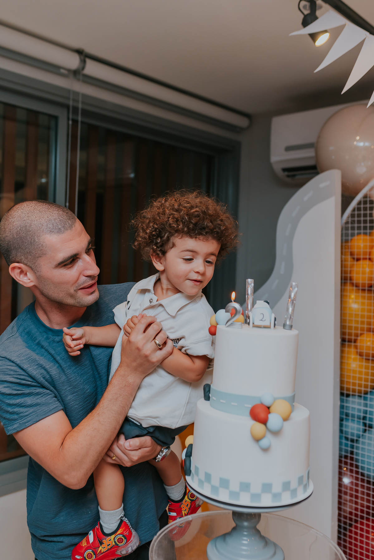 fotografa festa infantil fotografia familia niteroi icarai rio de janeiro 3 anos antonio tema carros bicicleta rj 