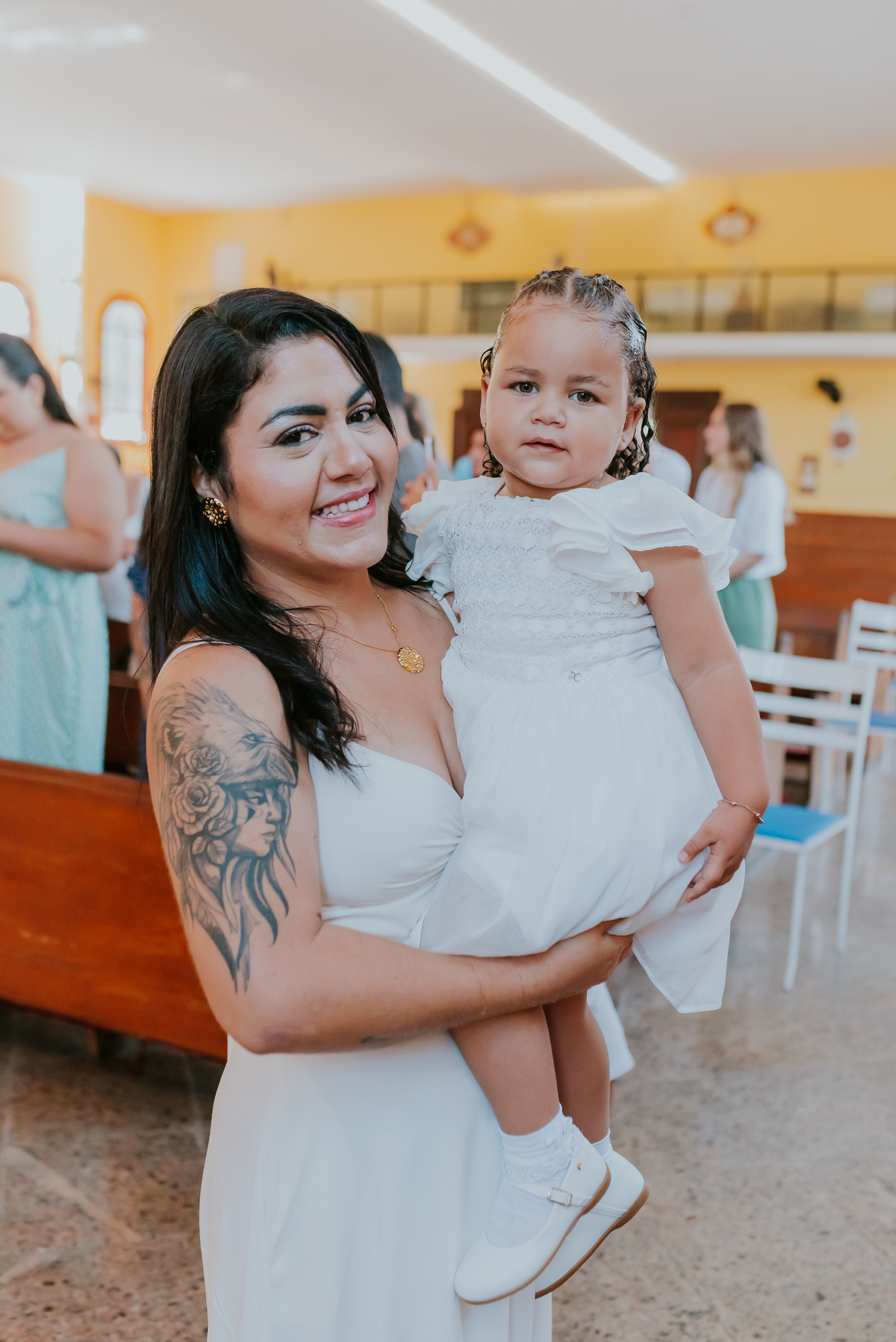 Fotógrafa de família Batizado na Paróquia Nossa Senhora Aparecida- Ilha do Governador, RJ batismo monero fotografia 