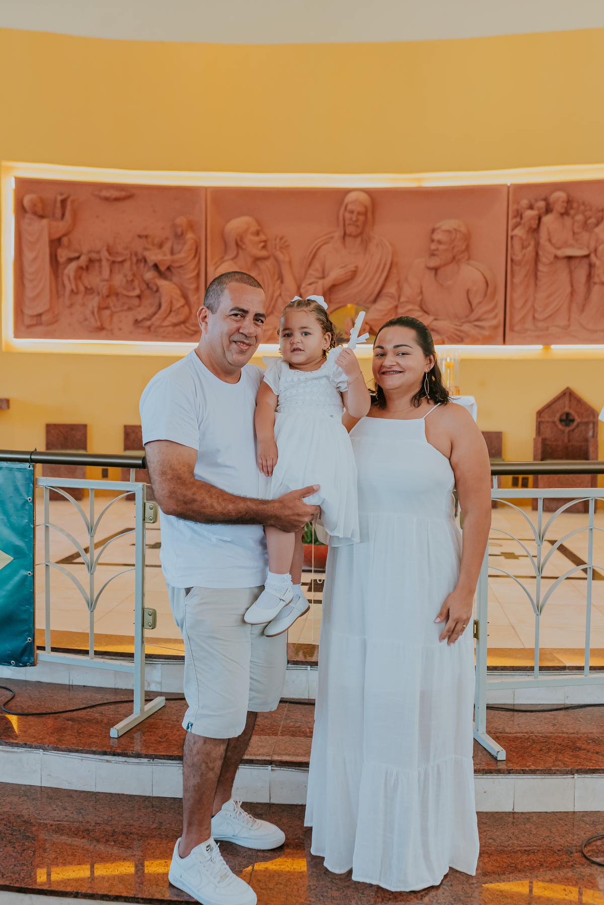 Fotógrafa de família Batizado na Paróquia Nossa Senhora Aparecida- Ilha do Governador, RJ batismo monero fotografia 