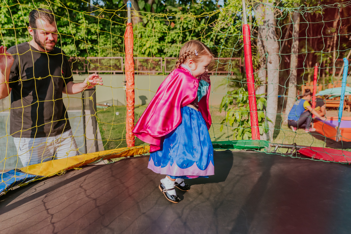 fotografa de familia festa infantil rio de janeiro rj barra da Tijuca Lara 2 anos decoracao tema Frozen 