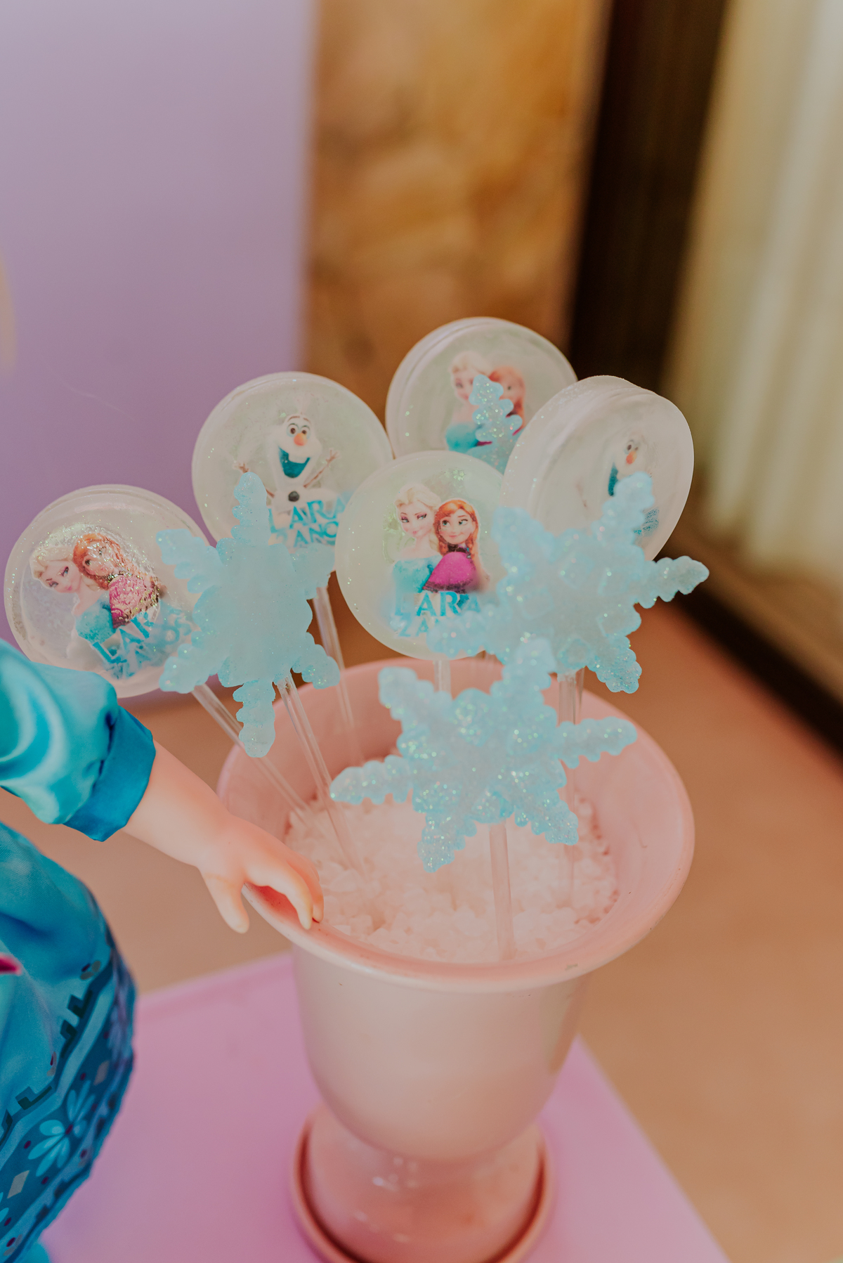 fotografa de familia festa infantil rio de janeiro rj barra da Tijuca Lara 2 anos decoracao tema Frozen 