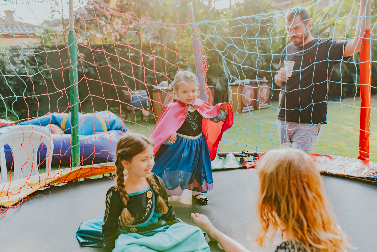 fotografa de familia festa infantil rio de janeiro rj barra da Tijuca Lara 2 anos decoracao tema Frozen 