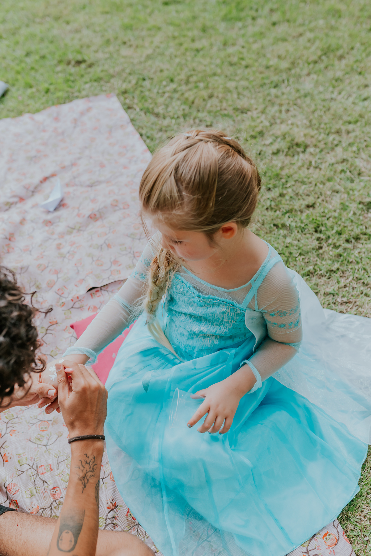 fotografa de familia festa infantil rio de janeiro rj barra da Tijuca Lara 2 anos decoracao tema Frozen 