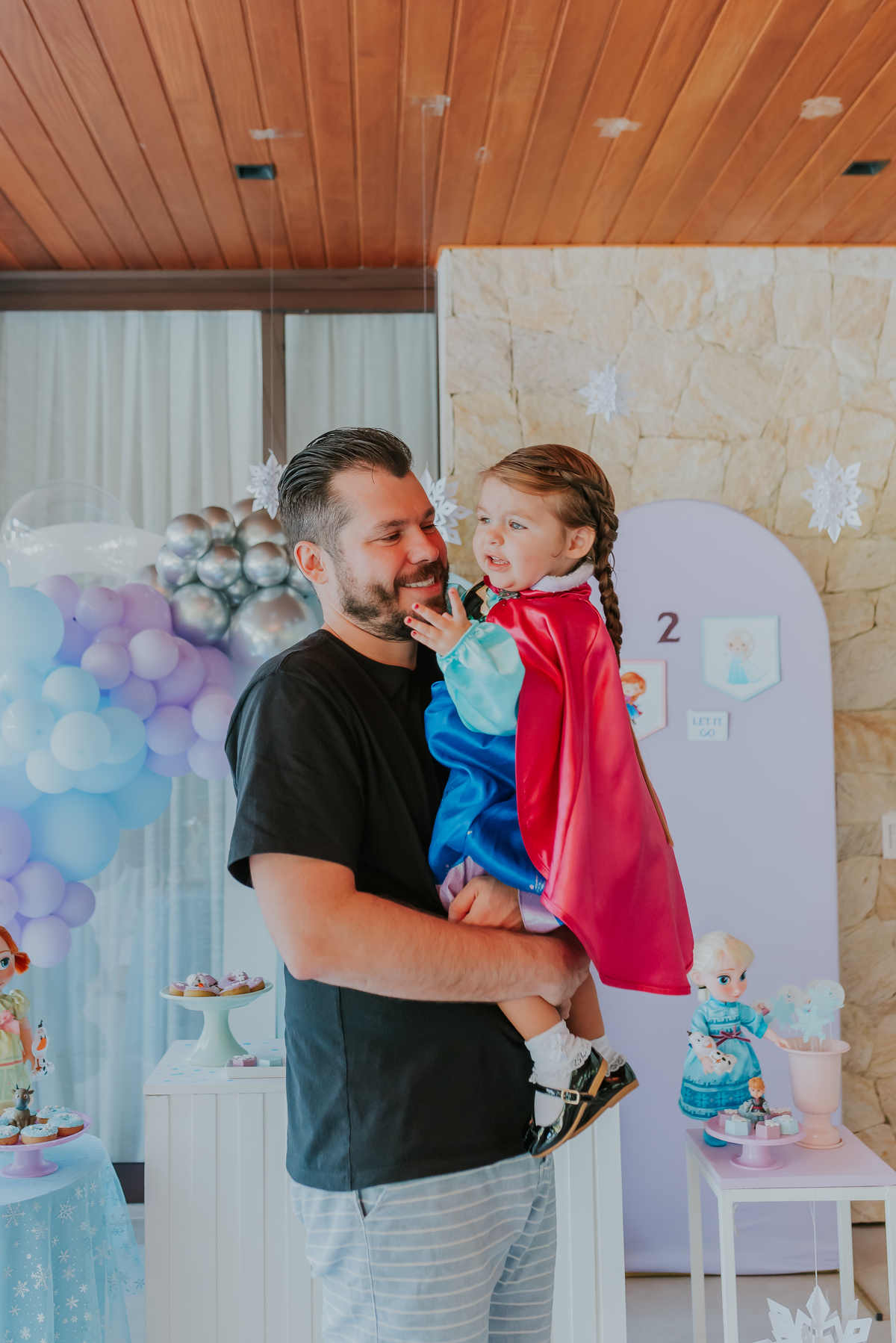 fotografa de familia festa infantil rio de janeiro rj barra da Tijuca Lara 2 anos decoracao tema Frozen 