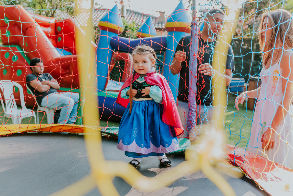 fotografa de familia festa infantil rio de janeiro rj barra da Tijuca Lara 2 anos decoracao tema Frozen 