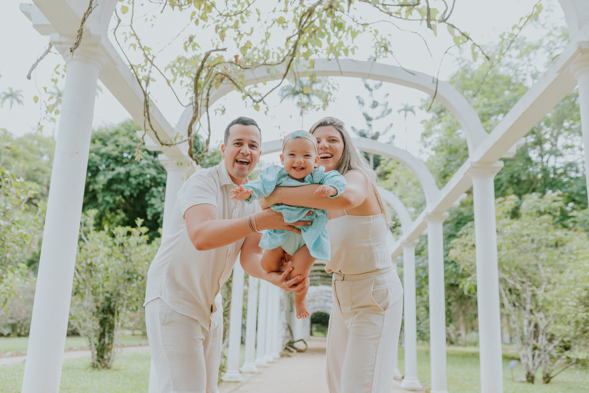Fotografia de familia- Ensaio no Jardim Botânico, RJ fotografa Rio de Janeiro acompanhamento externo Manuela 10 meses sessão