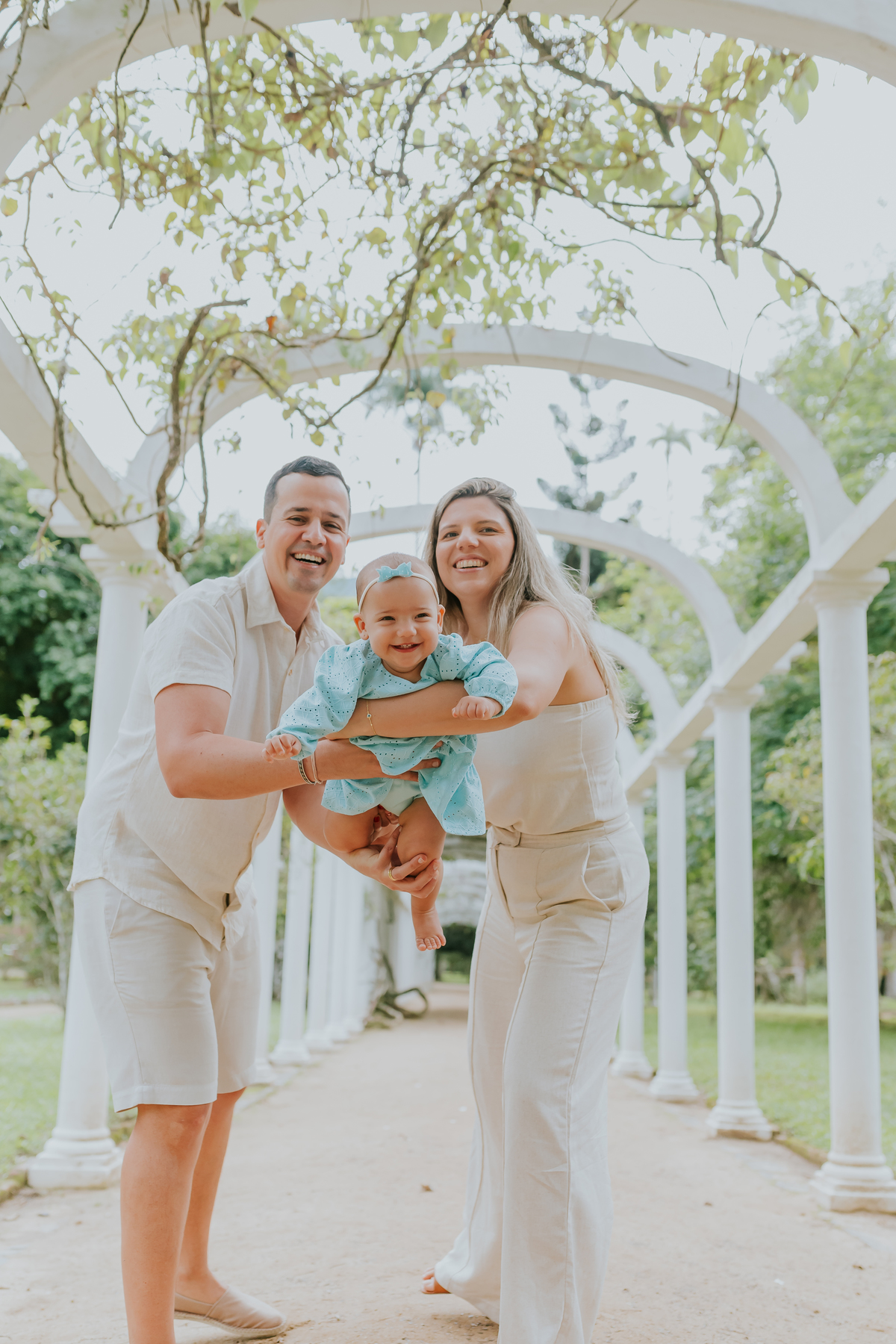 Fotografia de familia- Ensaio no Jardim Botânico, RJ fotografa Rio de Janeiro acompanhamento externo Manuela 10 meses sessão