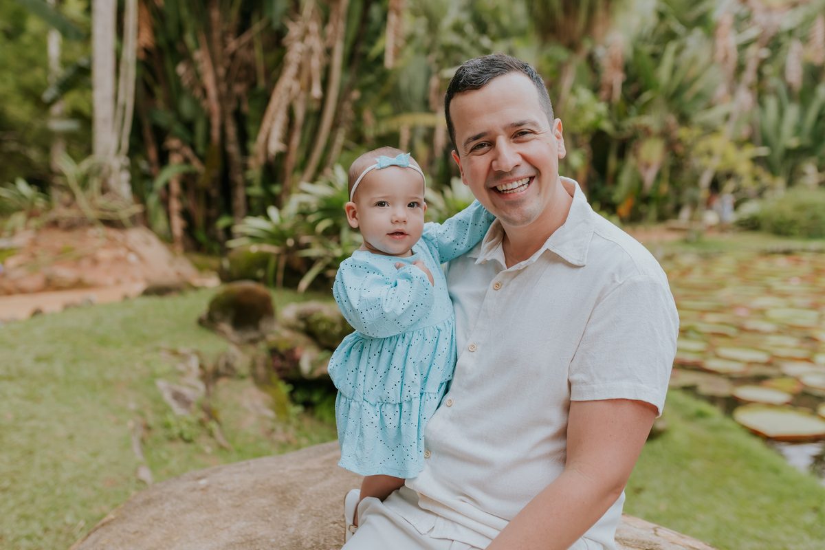 Fotografia de familia- Ensaio no Jardim Botânico, RJ fotografa Rio de Janeiro acompanhamento externo Manuela 10 meses sessão