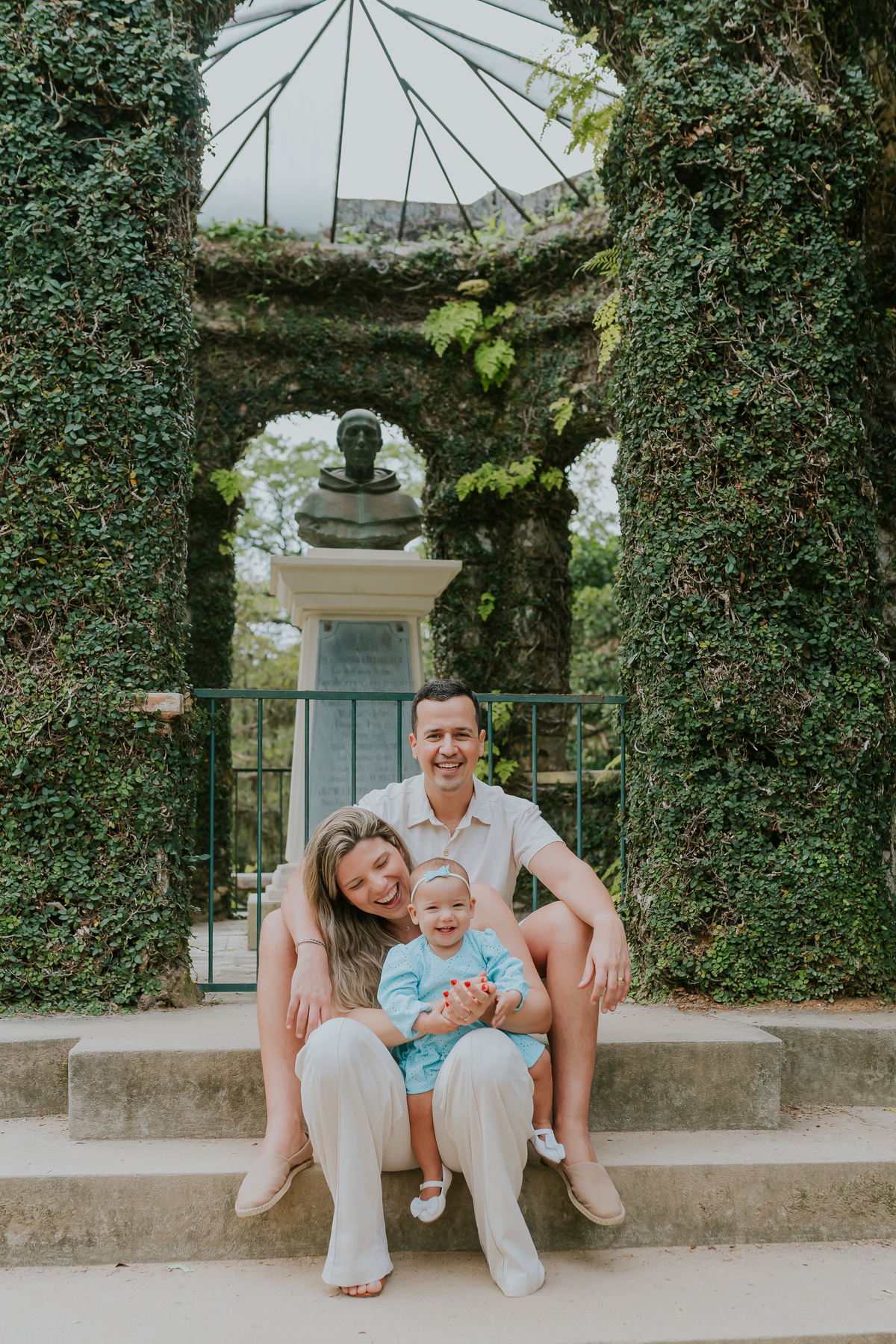 Fotografia de familia- Ensaio no Jardim Botânico, RJ fotografa Rio de Janeiro acompanhamento externo Manuela 10 meses sessão