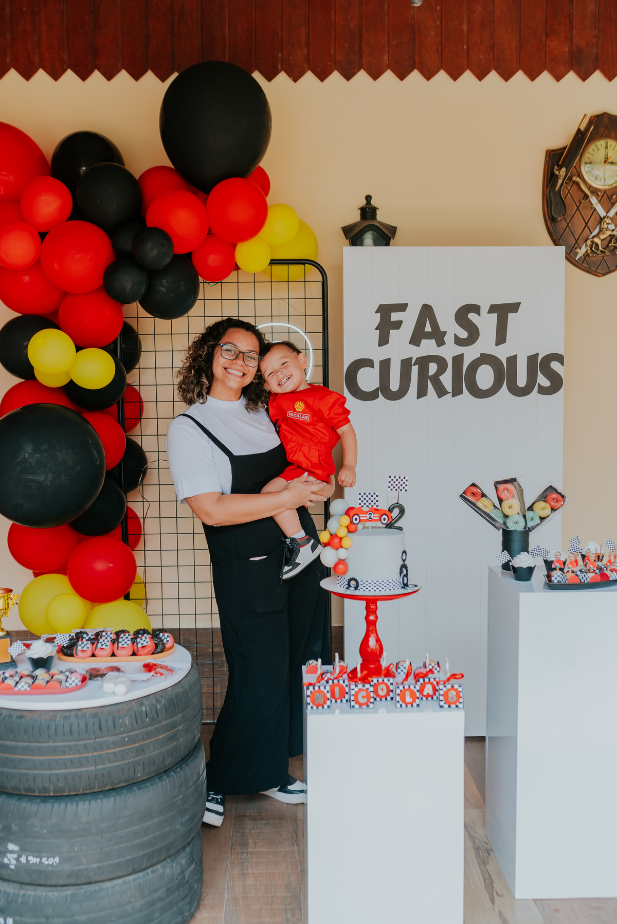 fotografia festa infantil Rio de Janeiro rj fotografa familia 2 anos Nicolas tema carros em casa 