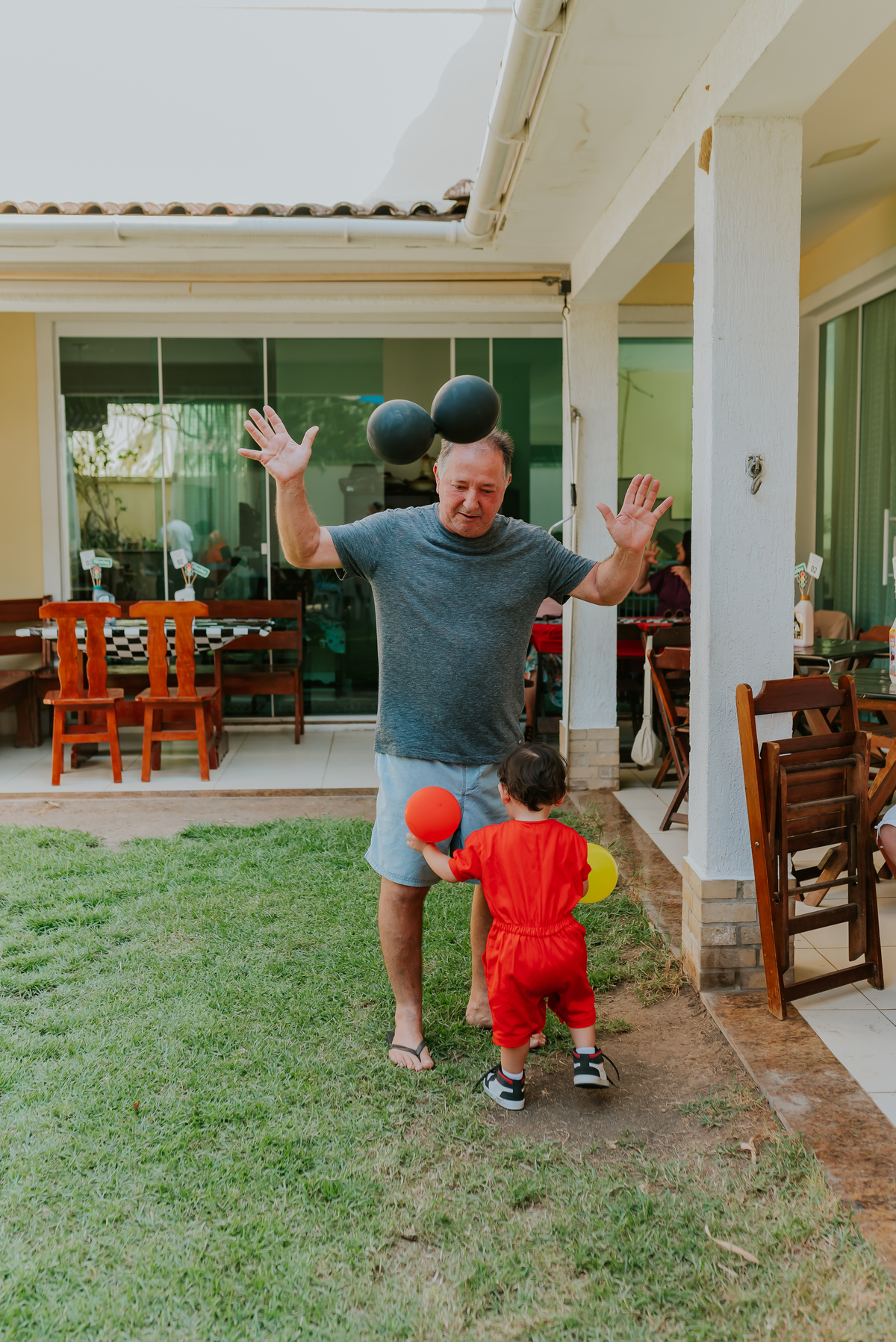 fotografia festa infantil Rio de Janeiro rj fotografa familia 2 anos Nicolas tema carros em casa 