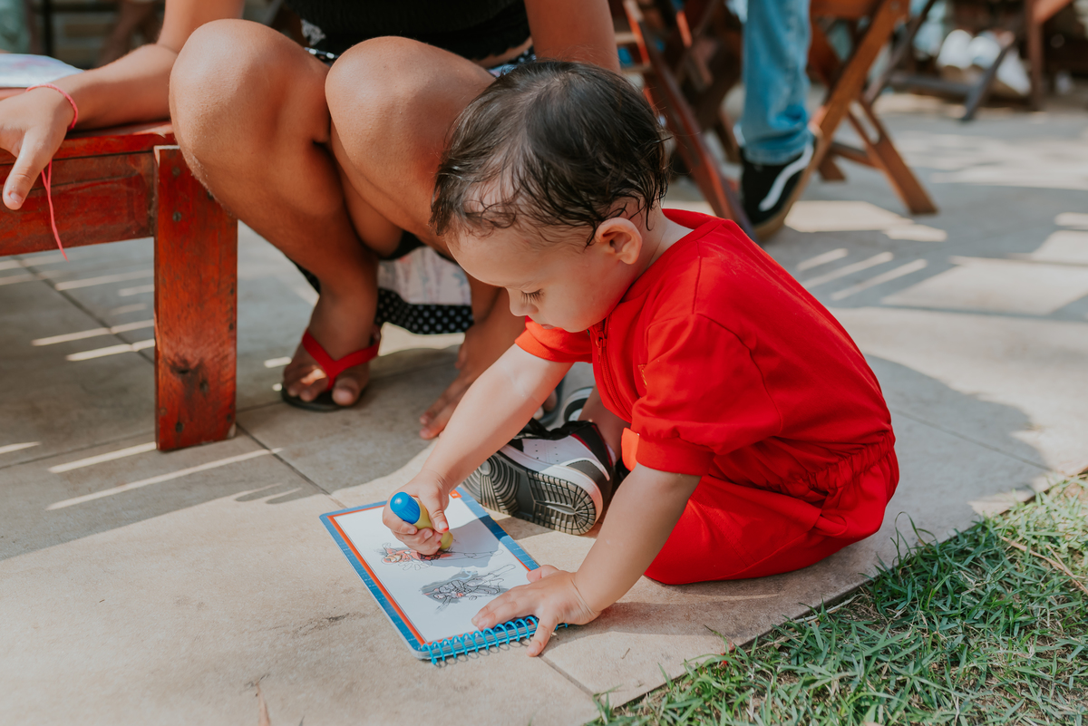 fotografia festa infantil Rio de Janeiro rj fotografa familia 2 anos Nicolas tema carros em casa 