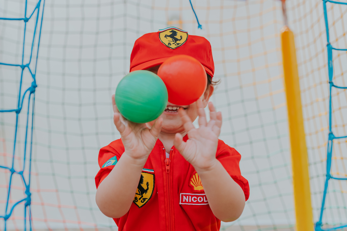 fotografia festa infantil Rio de Janeiro rj fotografa familia 2 anos Nicolas tema carros em casa 