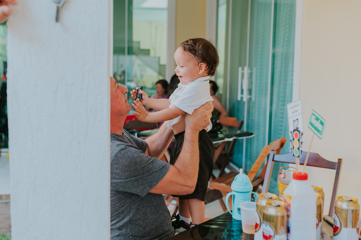 fotografia festa infantil Rio de Janeiro rj fotografa familia 2 anos Nicolas tema carros em casa 
