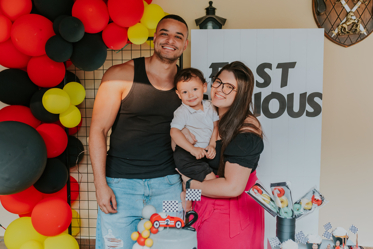 fotografia festa infantil Rio de Janeiro rj fotografa familia 2 anos Nicolas tema carros em casa 