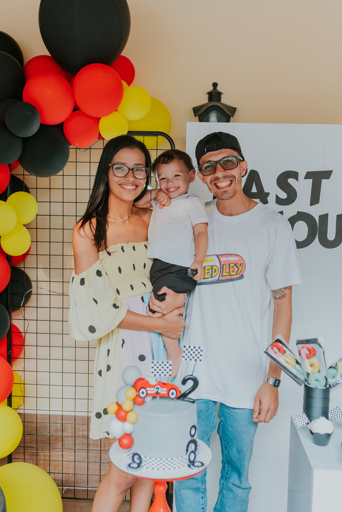 fotografia festa infantil Rio de Janeiro rj fotografa familia 2 anos Nicolas tema carros em casa 